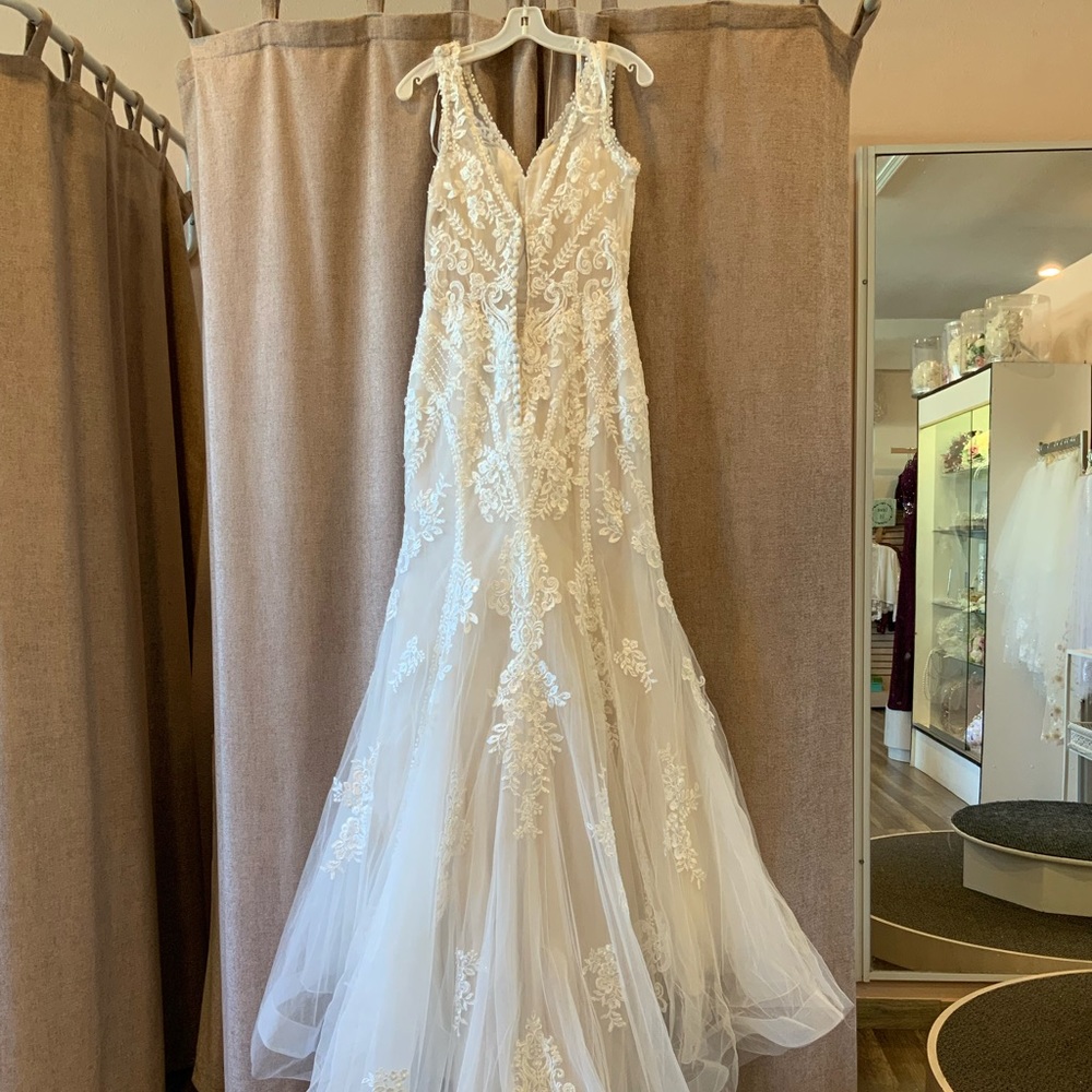 NWT Lace and Tulle Wedding Jessica Morgan by Kitty Chen. - Picture 7 of 7